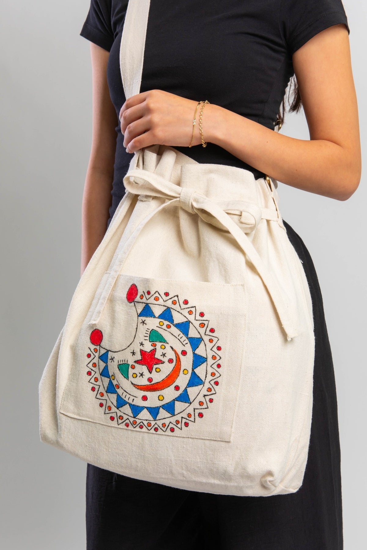 Handpainted Handbag "Nubian Floral"