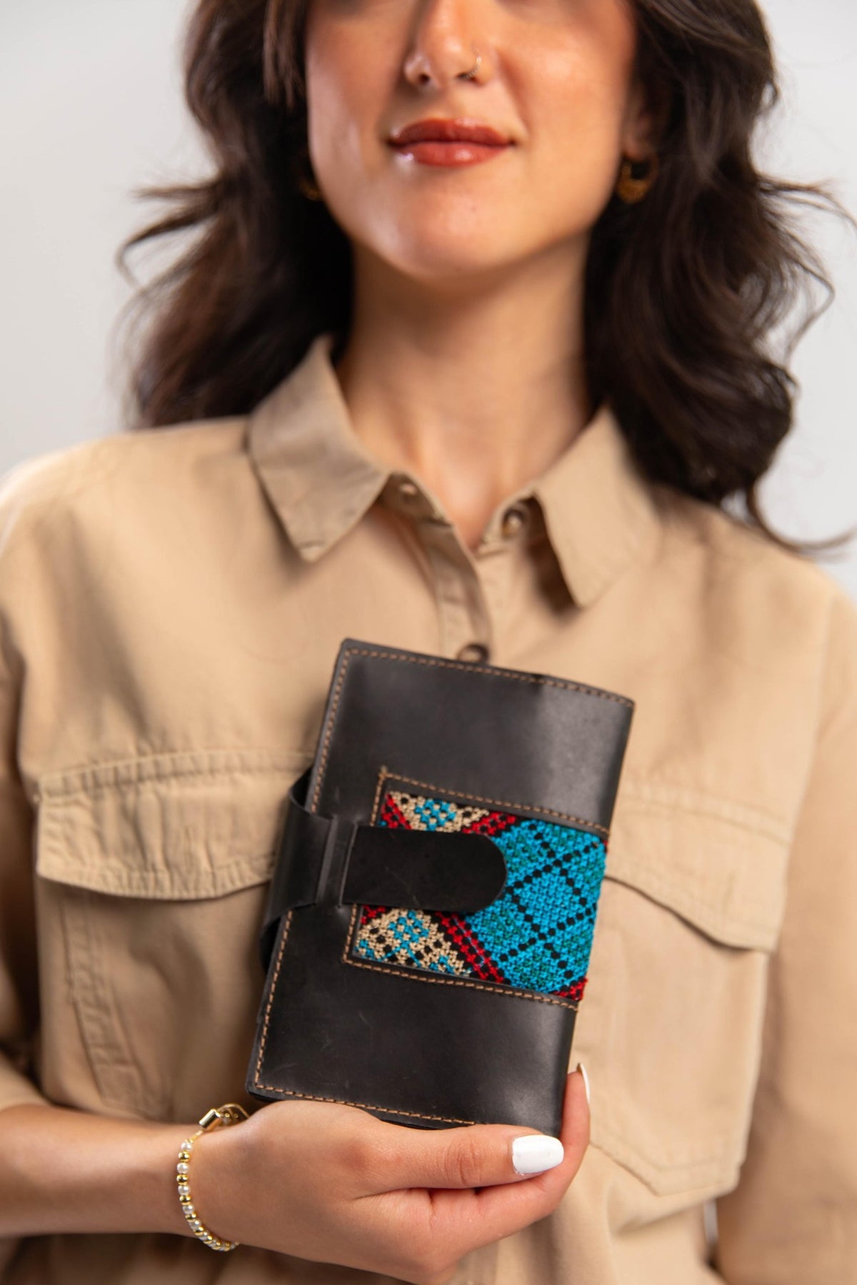 Raven Genuine Leather Travel Wallet
