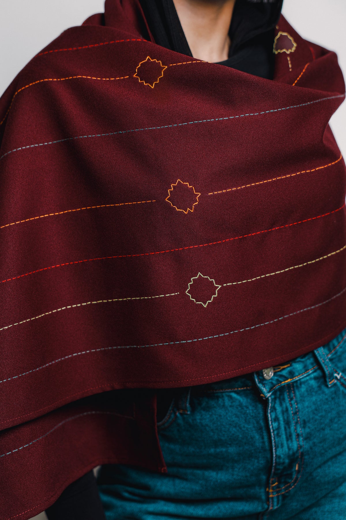 RIWAQ | Burgundy Zellij Scarf