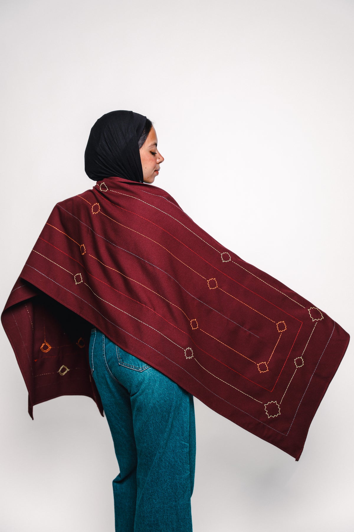 RIWAQ | Burgundy Zellij Scarf
